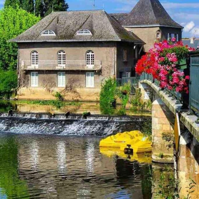 Maisonnette Des Douves Plein Centre 1 A 4 Voyageurs